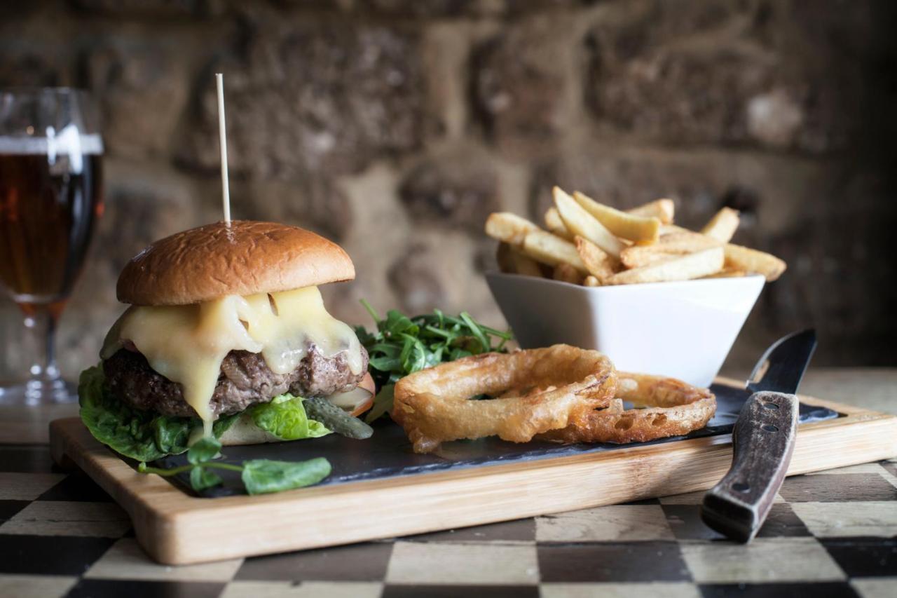 The Deddington Arms Hotel Luaran gambar