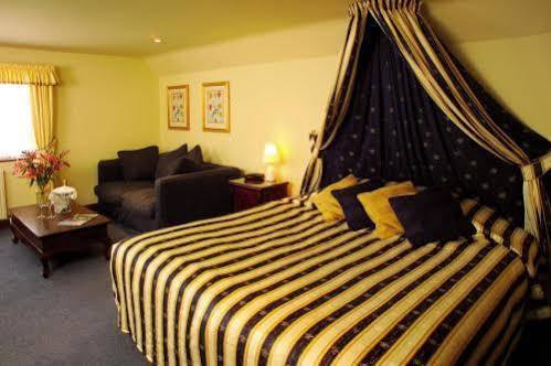 The Deddington Arms Hotel Luaran gambar